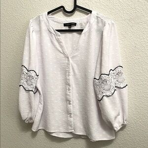 White 3/4 Sleeve Blouse with Mandarin Collar